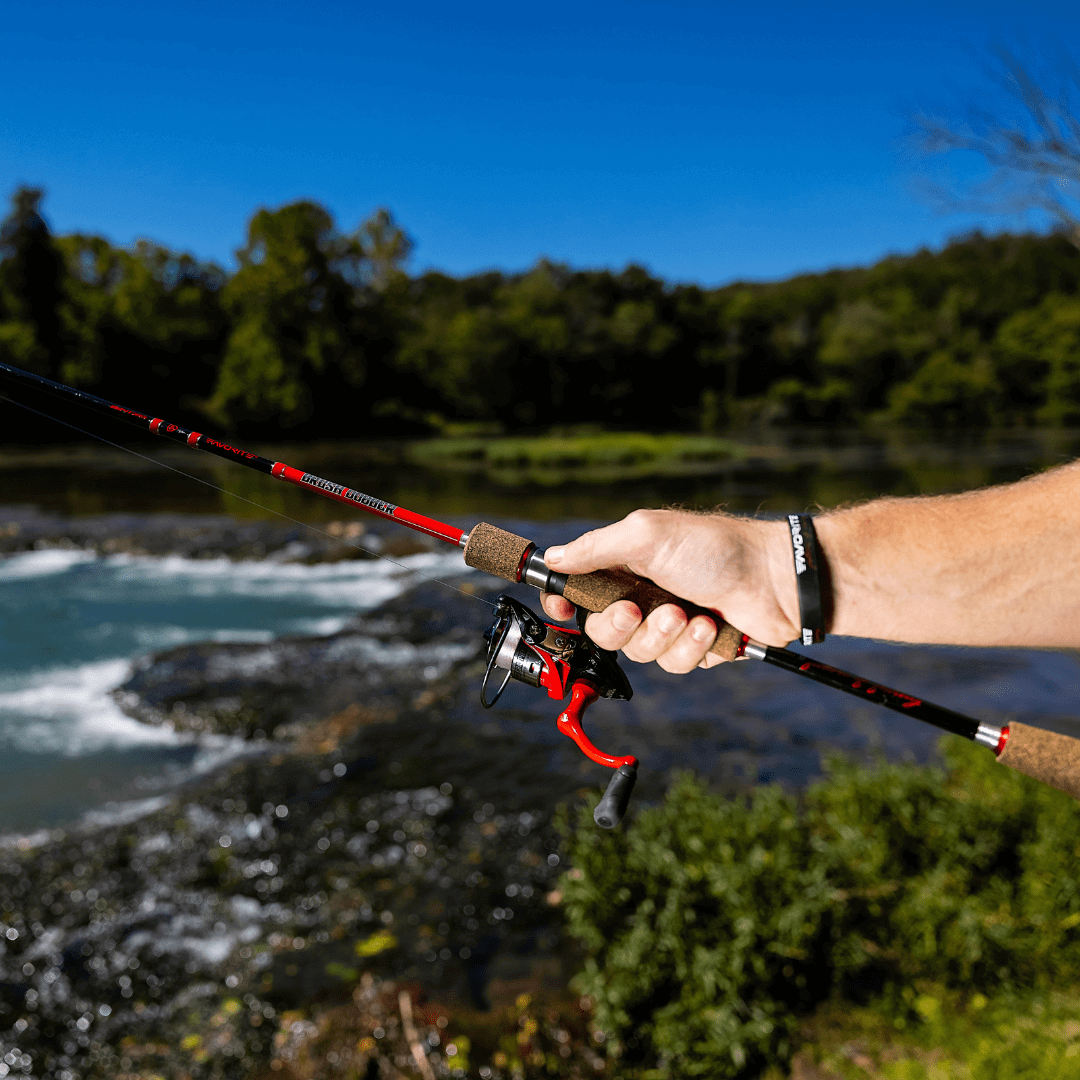 auberdine fishing pole Brush Dobber Crappie Spinning Rod 9'0" Light 2 piece
